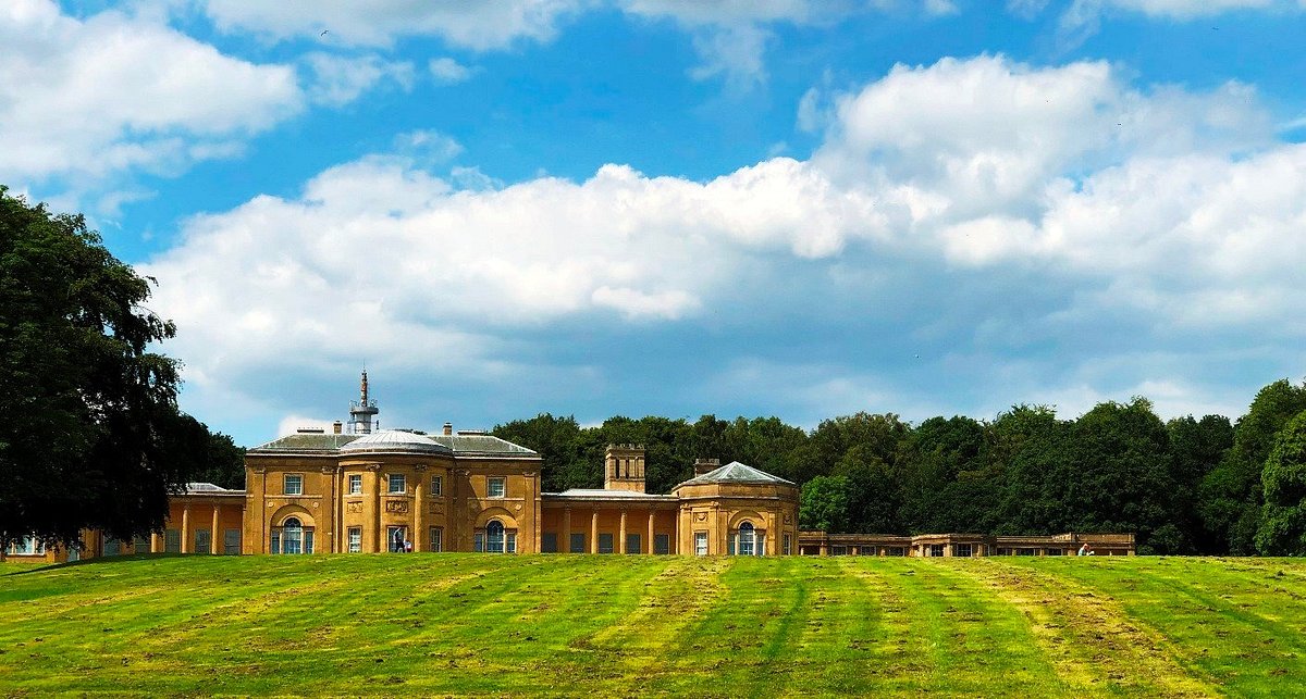 10 Dog-Friendly Walks Near Manchester You and Your Dog Will Love (2026)